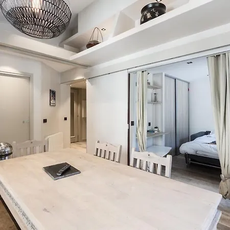 Design Centre 6 Pers Parking Apartment *